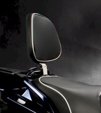 Sargent Backrest on the 2006+ Yamaha FJR 1300.